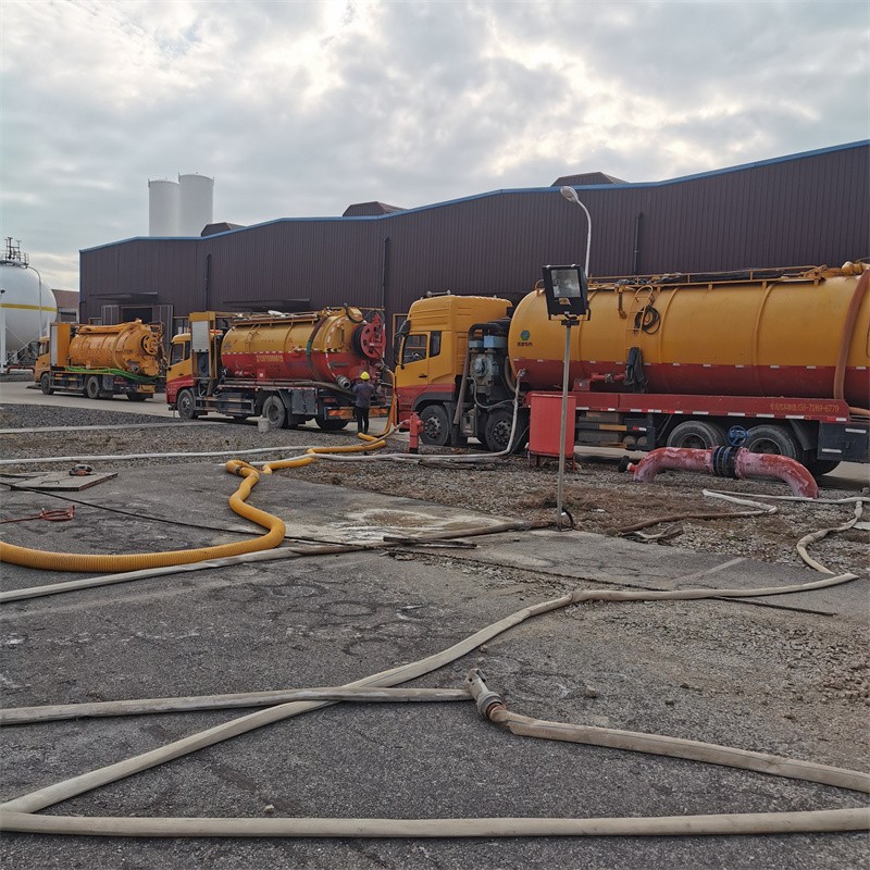 盐边污水池清理